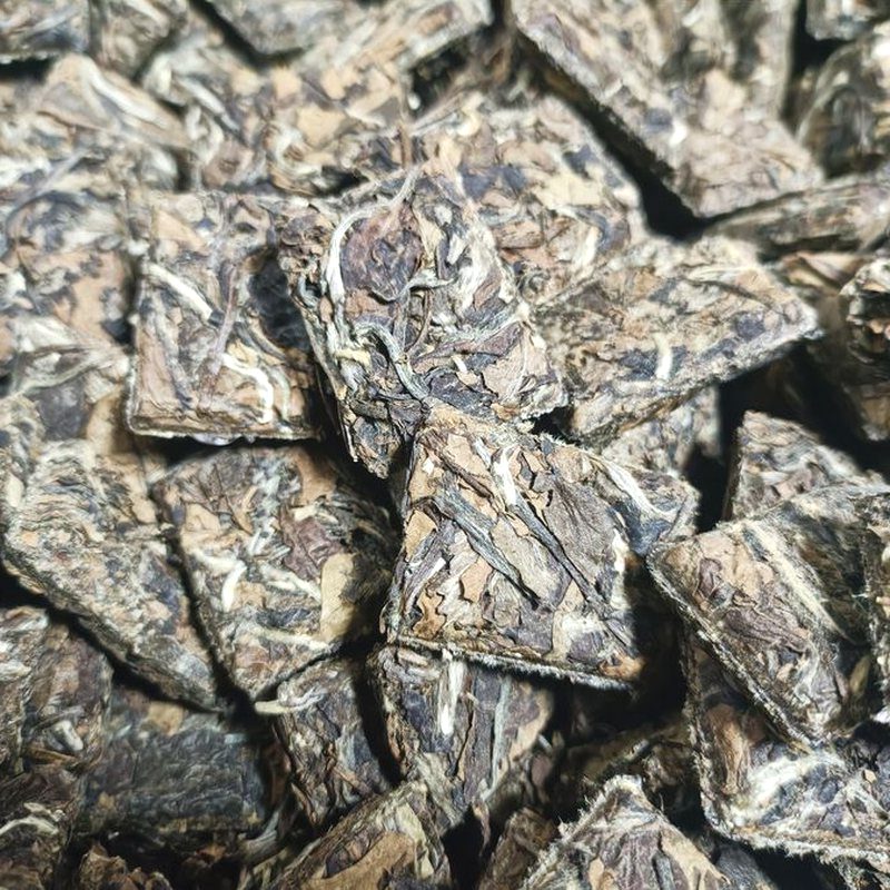 老寿眉白茶 小方砖 紧压茶砖