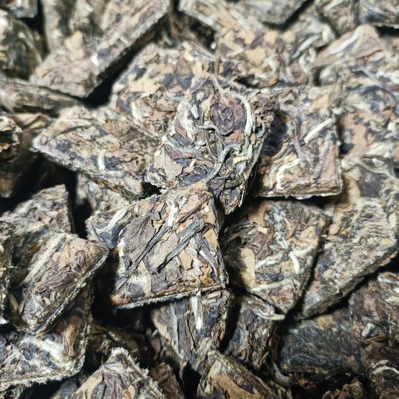 老寿眉白茶 小方砖 紧压茶砖